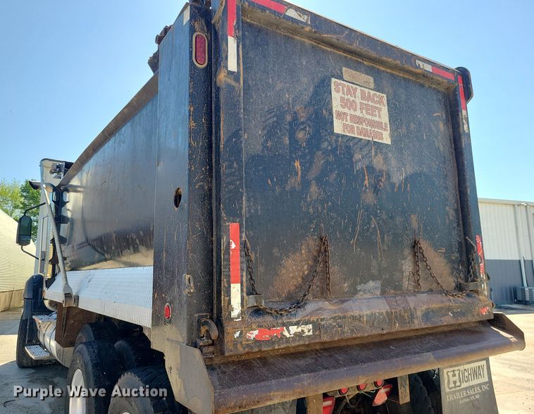 image for item LE9070 2012 Caterpillar CT660L  dump truck