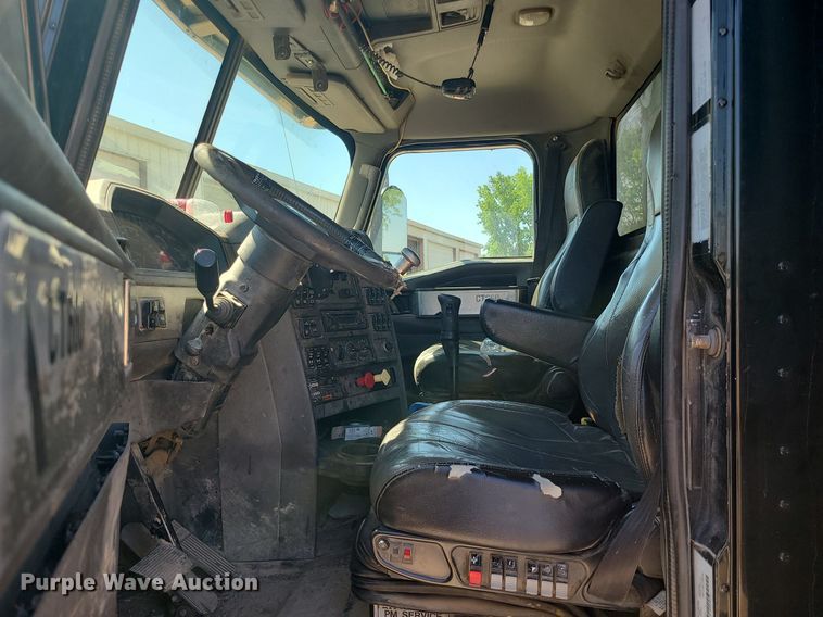 image for item LE9070 2012 Caterpillar CT660L  dump truck