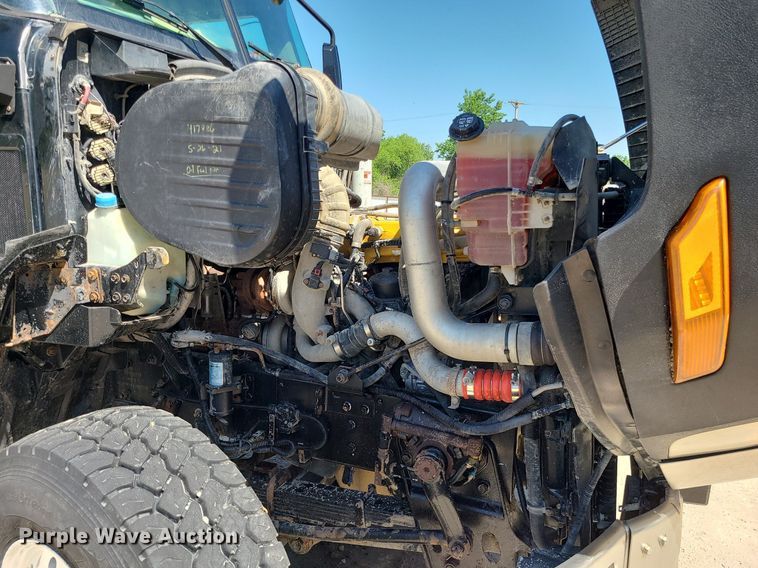 image for item LE9070 2012 Caterpillar CT660L  dump truck