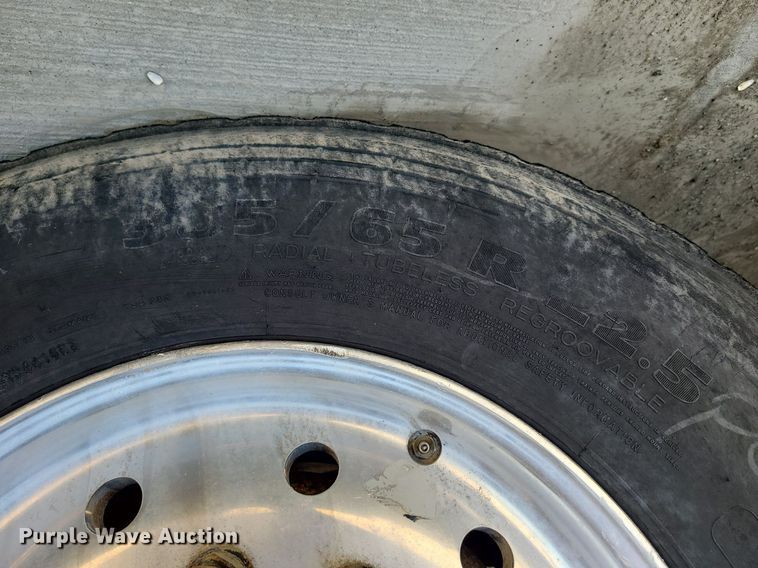 image for item LE9070 2012 Caterpillar CT660L  dump truck