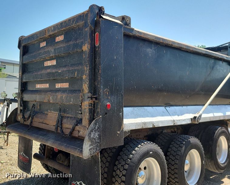 image for item LE9078 2008 Kenworth T800  dump truck