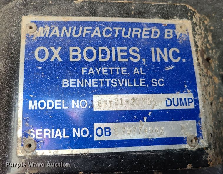 image for item LE9078 2008 Kenworth T800  dump truck