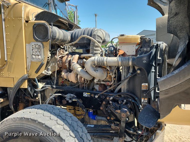 image for item LE9078 2008 Kenworth T800  dump truck