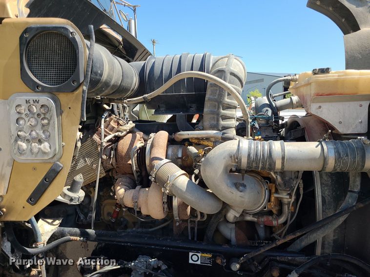 image for item LE9078 2008 Kenworth T800  dump truck