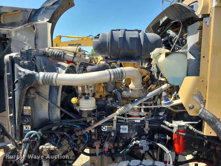 image for item LE9078 2008 Kenworth T800  dump truck