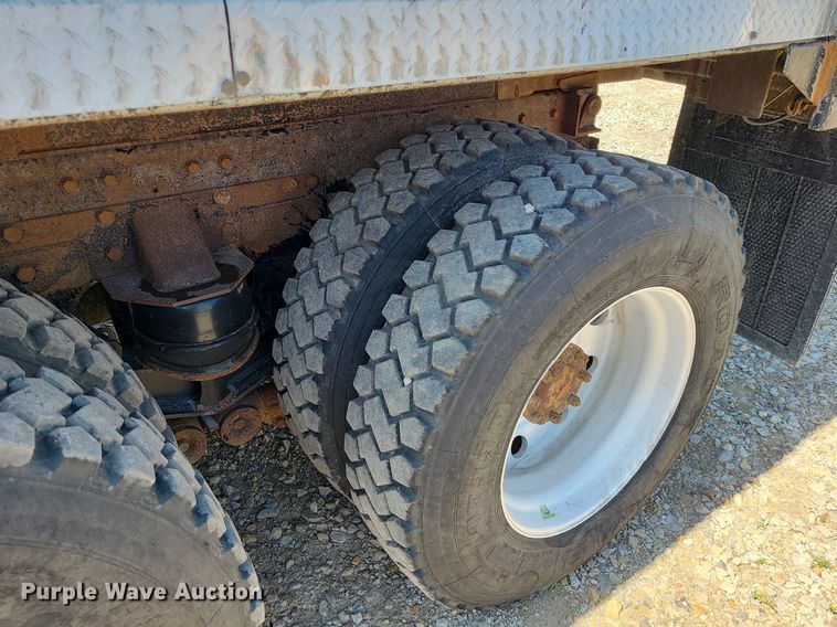 image for item LE9078 2008 Kenworth T800  dump truck