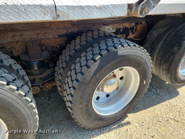 image for item LE9078 2008 Kenworth T800  dump truck