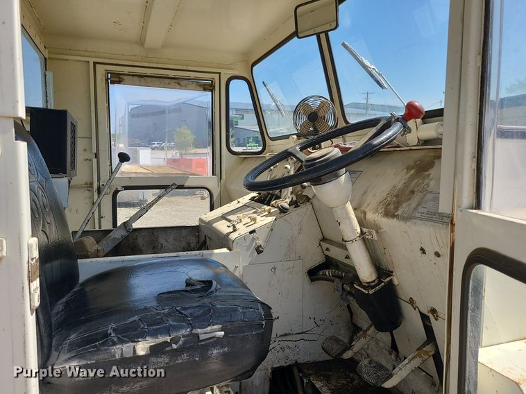 image for item LE9079 Elgin T  street sweeper