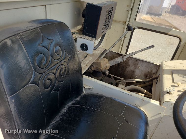 image for item LE9079 Elgin T  street sweeper