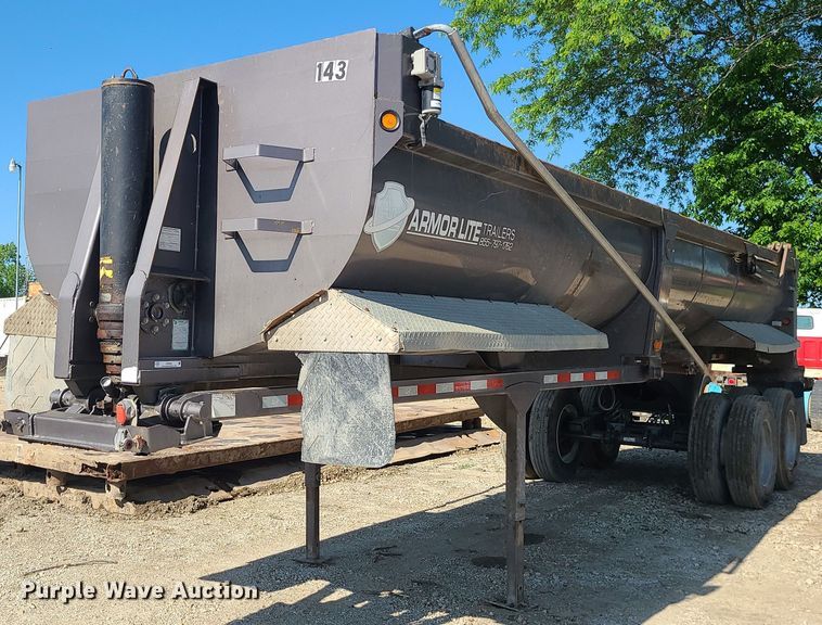 image for item LE9081 2017 Armor Lite SHD-28/42  dump trailer