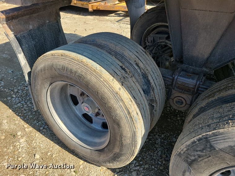 image for item LE9081 2017 Armor Lite SHD-28/42  dump trailer