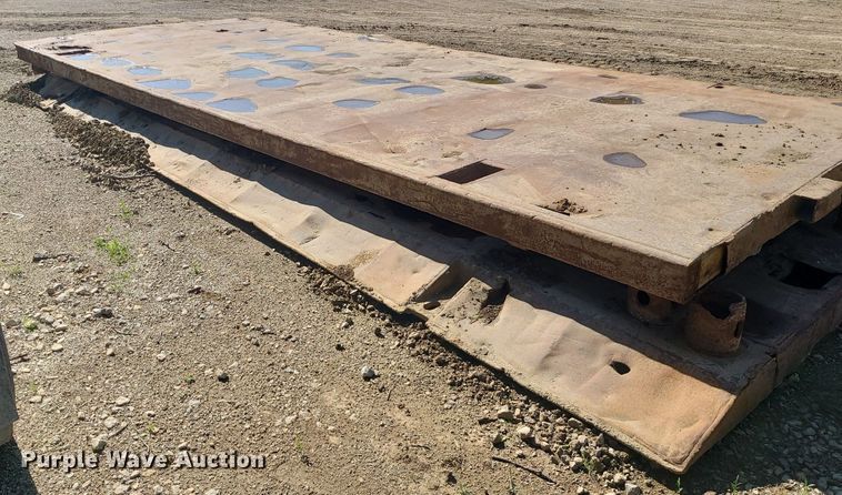 image for item LE9082 Trench box