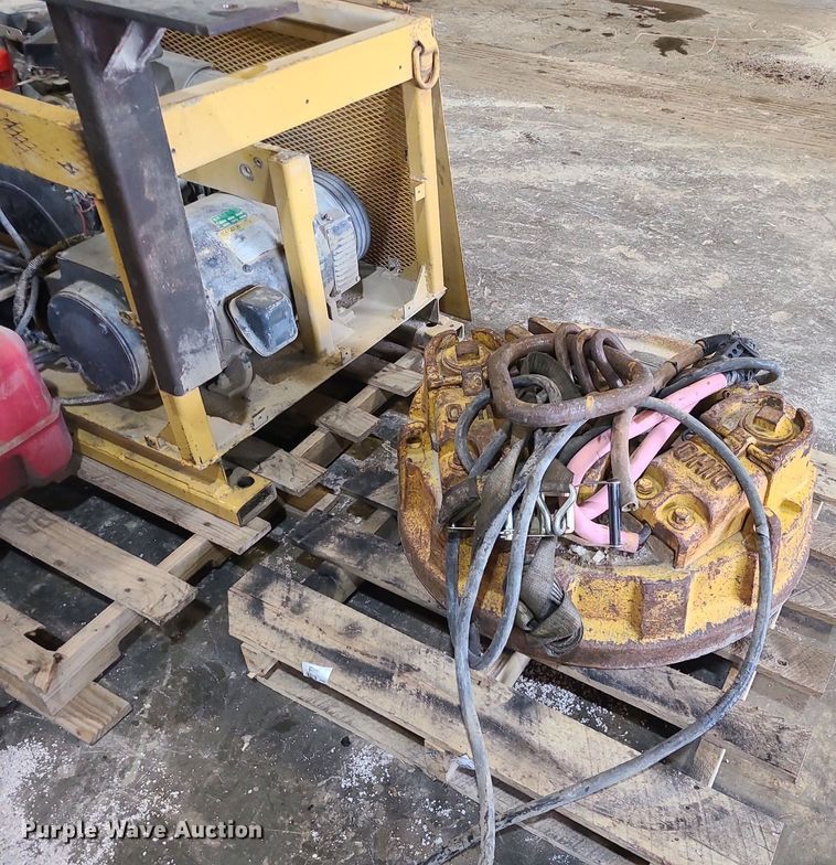 image for item LE9122 Ohio Magnetics  lifting magnet