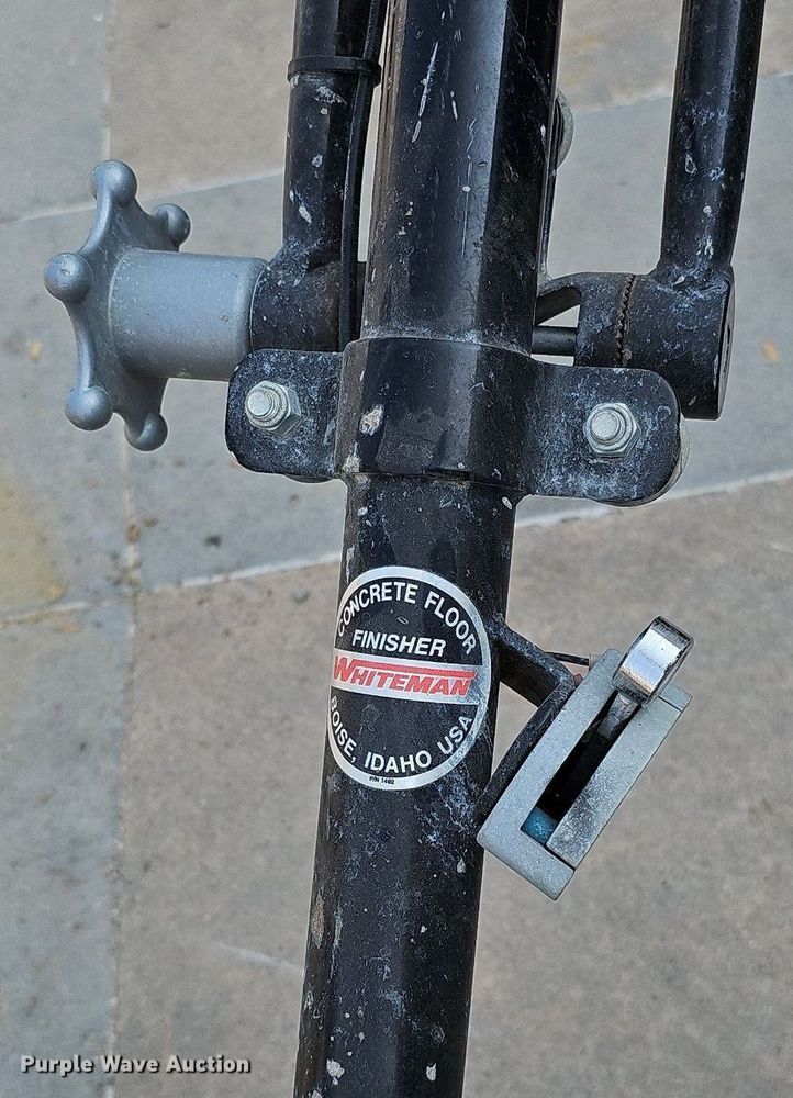 image for item LE9405 (3) power trowels