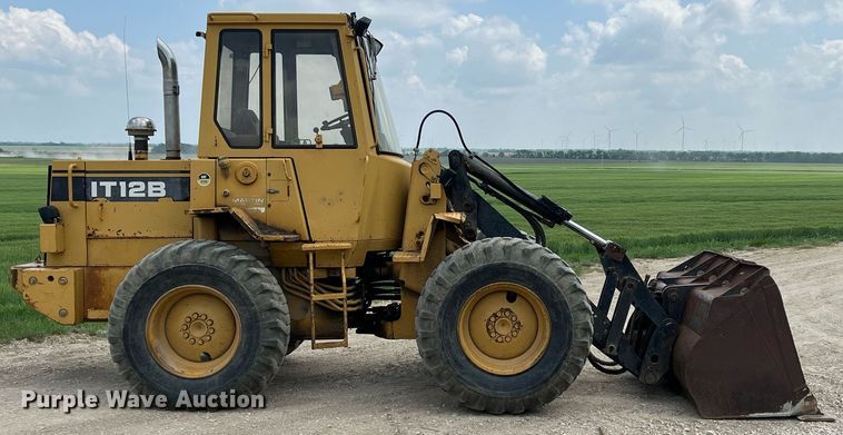 image for item LG9149 1991 Caterpillar IT12B  wheel loader