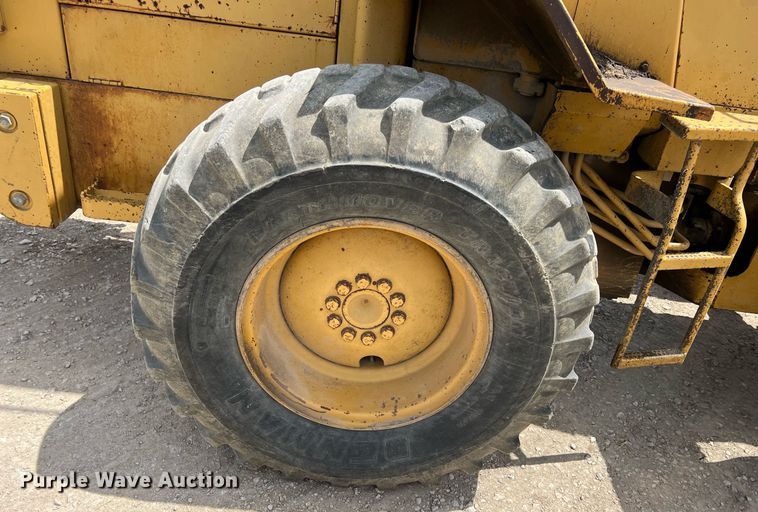 image for item LG9149 1991 Caterpillar IT12B  wheel loader