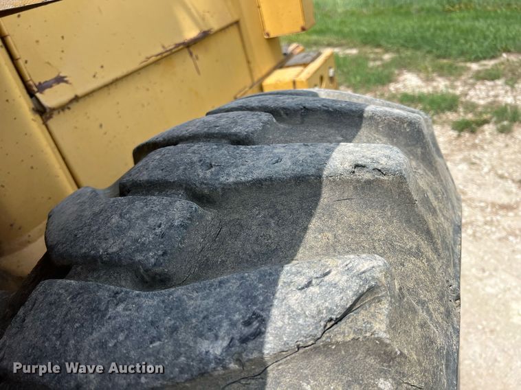 image for item LG9149 1991 Caterpillar IT12B  wheel loader