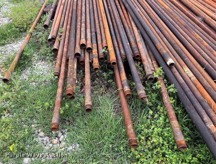 image for item LG9170 1000' of 2 3/8" oil field pipe