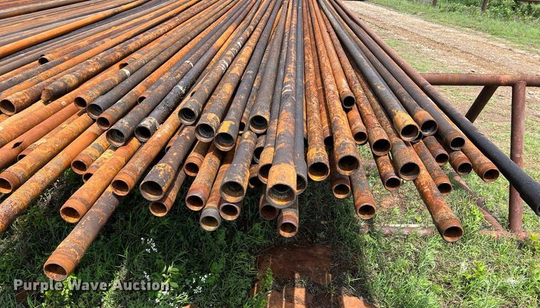 image for item LG9173 1000' of 2 3/8" oil field pipe