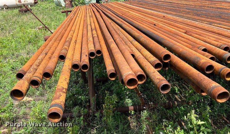 image for item LG9173 1000' of 2 3/8" oil field pipe
