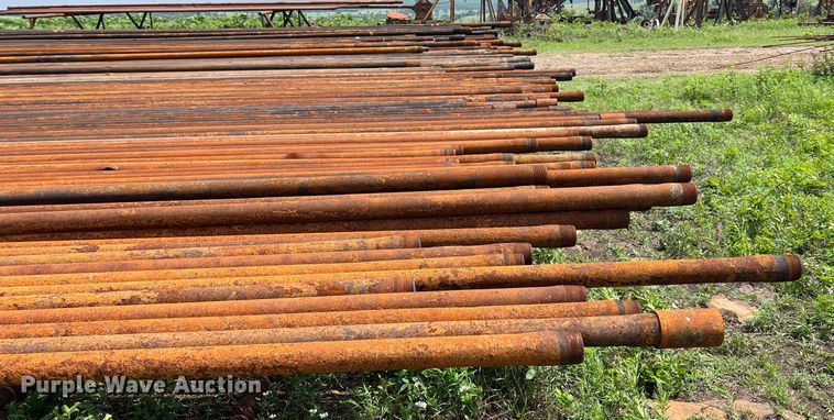 image for item LG9173 1000' of 2 3/8" oil field pipe