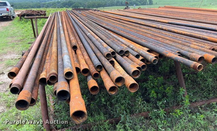 image for item LG9173 1000' of 2 3/8" oil field pipe