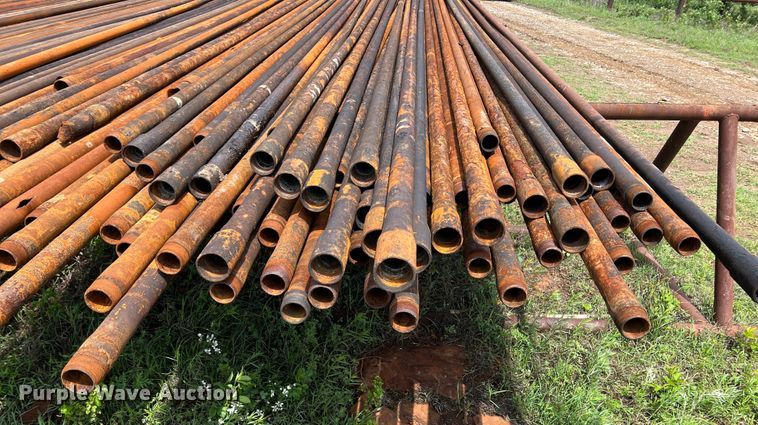image for item LG9174 1000' of 2 3/8" oil field pipe