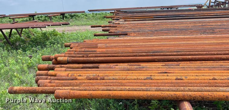 image for item LG9174 1000' of 2 3/8" oil field pipe