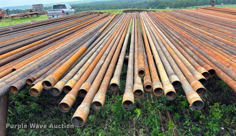 image for item LG9174 1000' of 2 3/8" oil field pipe