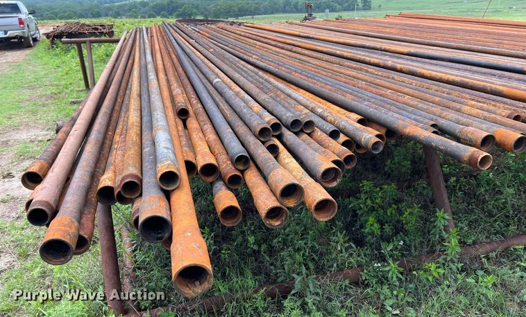 image for item LG9174 1000' of 2 3/8" oil field pipe