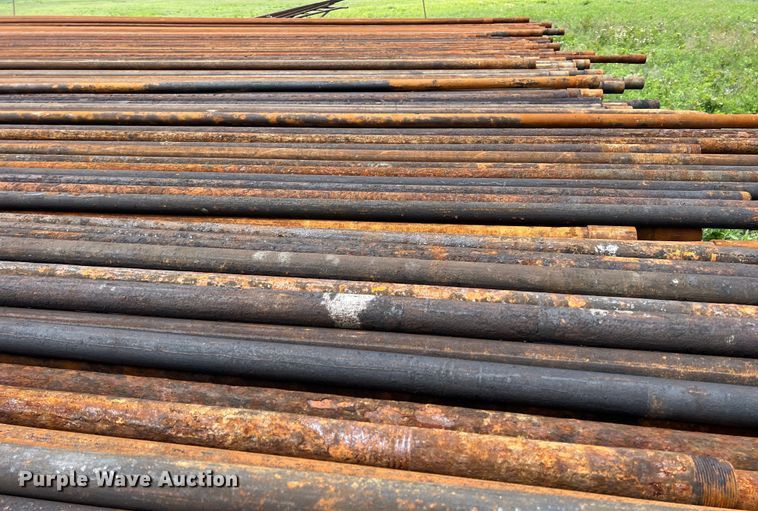 image for item LG9174 1000' of 2 3/8" oil field pipe