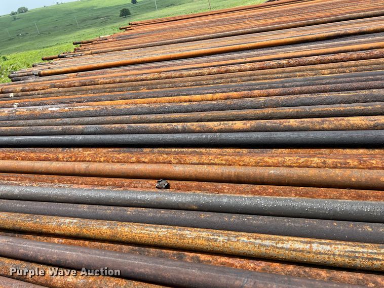 image for item LG9174 1000' of 2 3/8" oil field pipe
