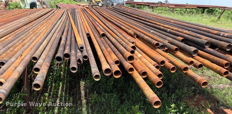 image for item LG9175 1000' of 2 3/8" oil field pipe