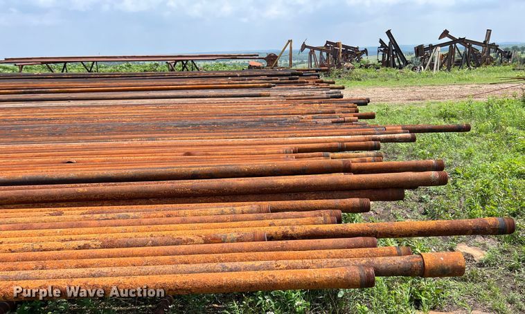 image for item LG9175 1000' of 2 3/8" oil field pipe