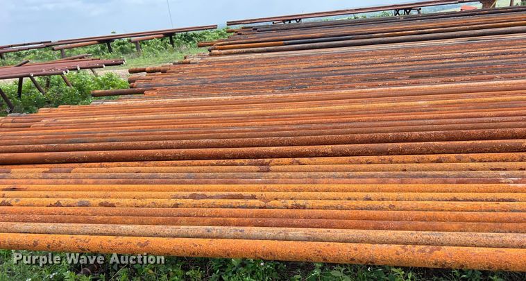 image for item LG9175 1000' of 2 3/8" oil field pipe