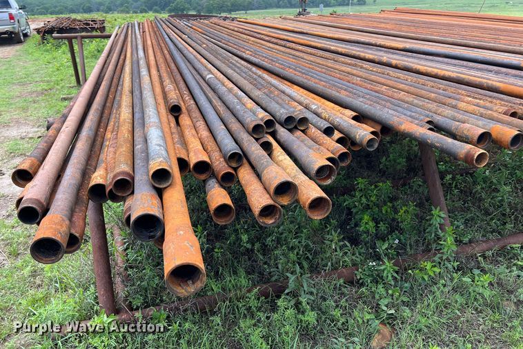 image for item LG9175 1000' of 2 3/8" oil field pipe
