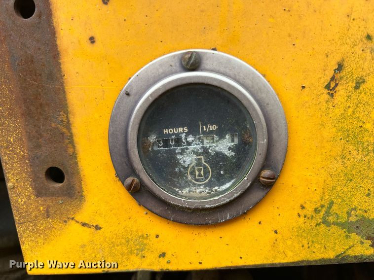 image for item LG9179 John Deere 350C  dozer