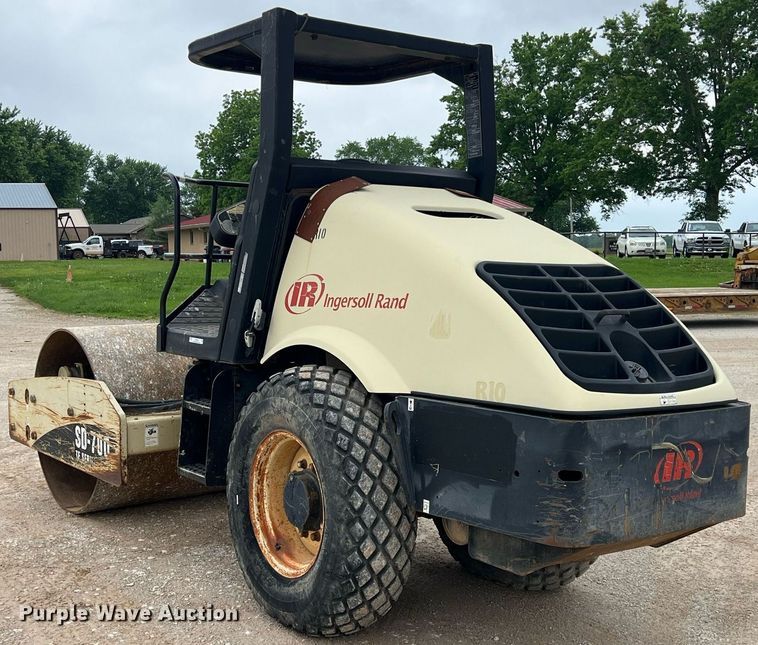 image for item LG9184 2007 Ingersoll Rand SD70D TF  single drum roller