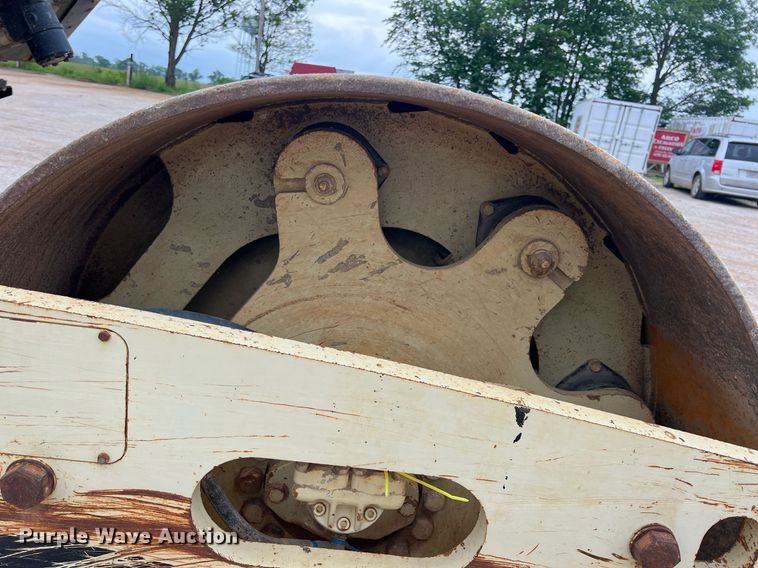 image for item LG9184 2007 Ingersoll Rand SD70D TF  single drum roller