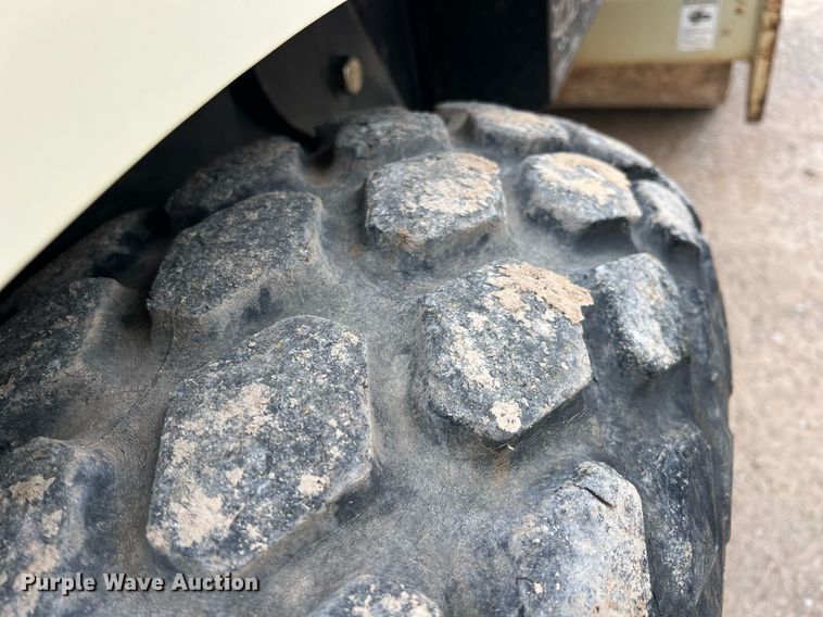 image for item LG9184 2007 Ingersoll Rand SD70D TF  single drum roller