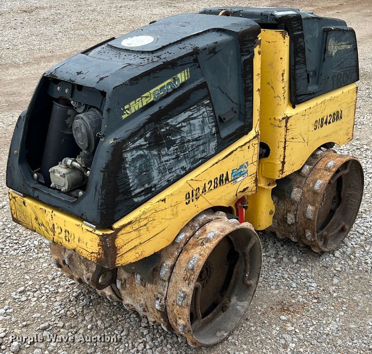 image for item LG9185 Bomag BMP8500  trench compactor