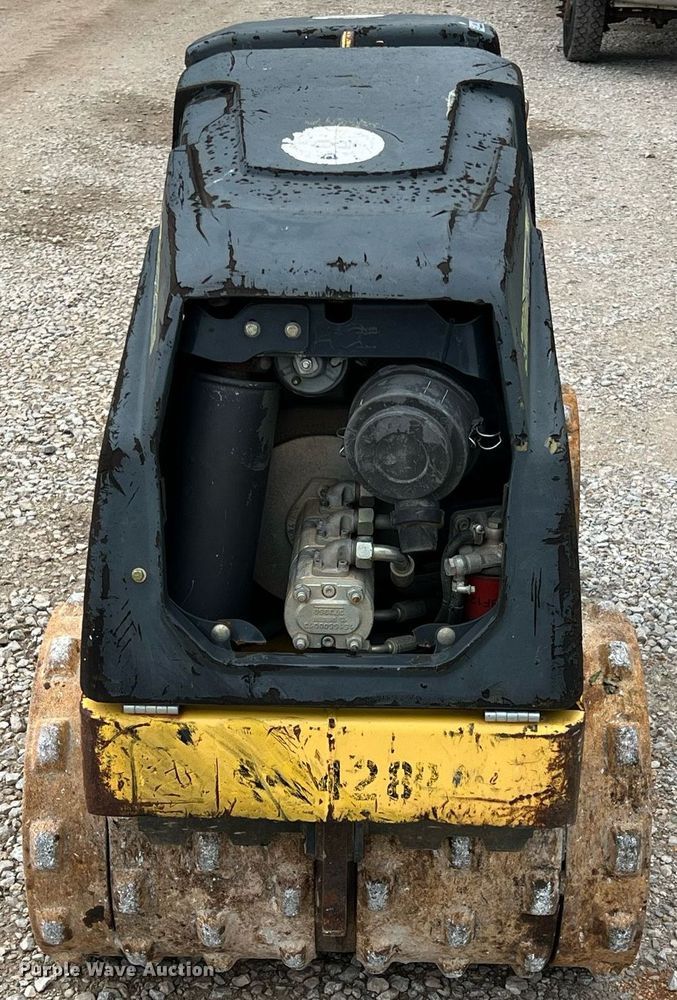 image for item LG9185 Bomag BMP8500  trench compactor