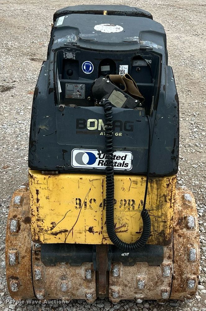 image for item LG9185 Bomag BMP8500  trench compactor