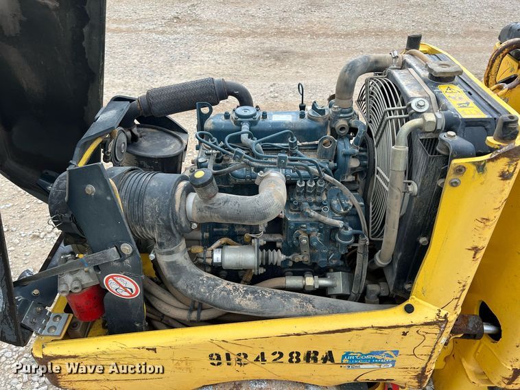 image for item LG9185 Bomag BMP8500  trench compactor