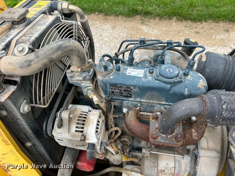 image for item LG9185 Bomag BMP8500  trench compactor