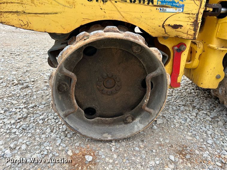 image for item LG9185 Bomag BMP8500  trench compactor
