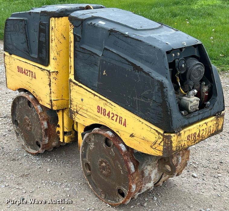 image for item LG9186 Bomag  trench compactor