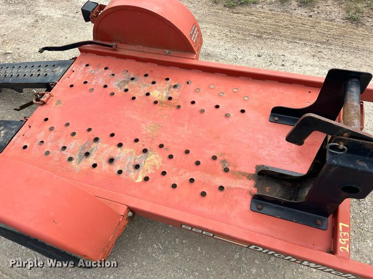 image for item LG9234 2013 Ditch Witch RT16  trencher