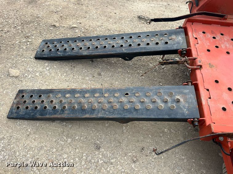 image for item LG9234 2013 Ditch Witch RT16  trencher