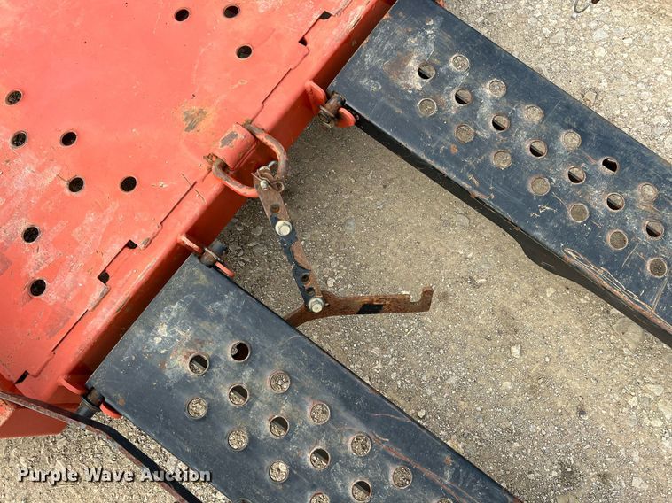 image for item LG9234 2013 Ditch Witch RT16  trencher